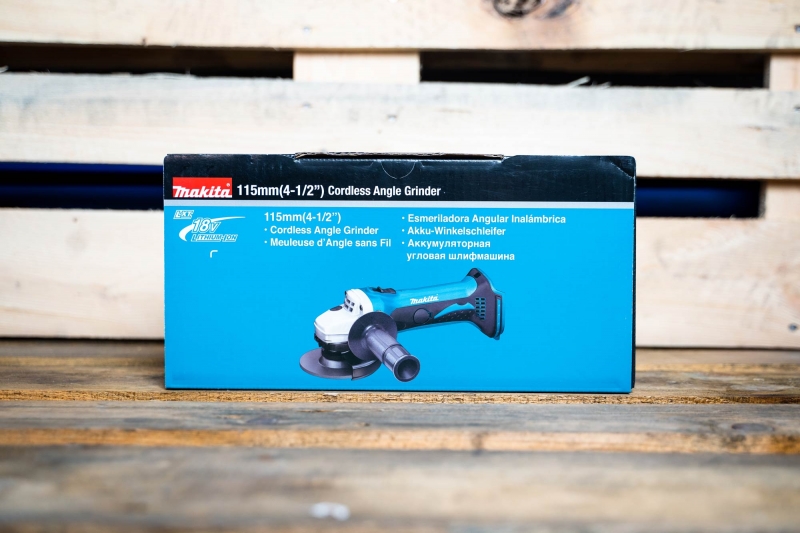 DEWALT DEWALT DCS570N 18v Brushless 184mm Circular Saw BODY ONLY