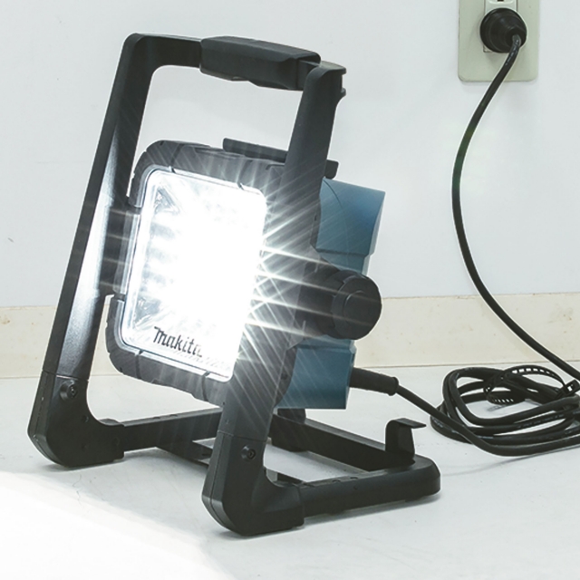 MAKITA MAKITA DML805 LED Worklight Li-Ion 14.4/18v/240v