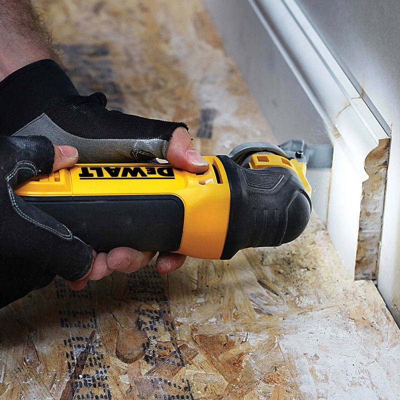 DEWALT DEWALT DWE315KT 240v Oscillating Tool 300w with 29 accessories