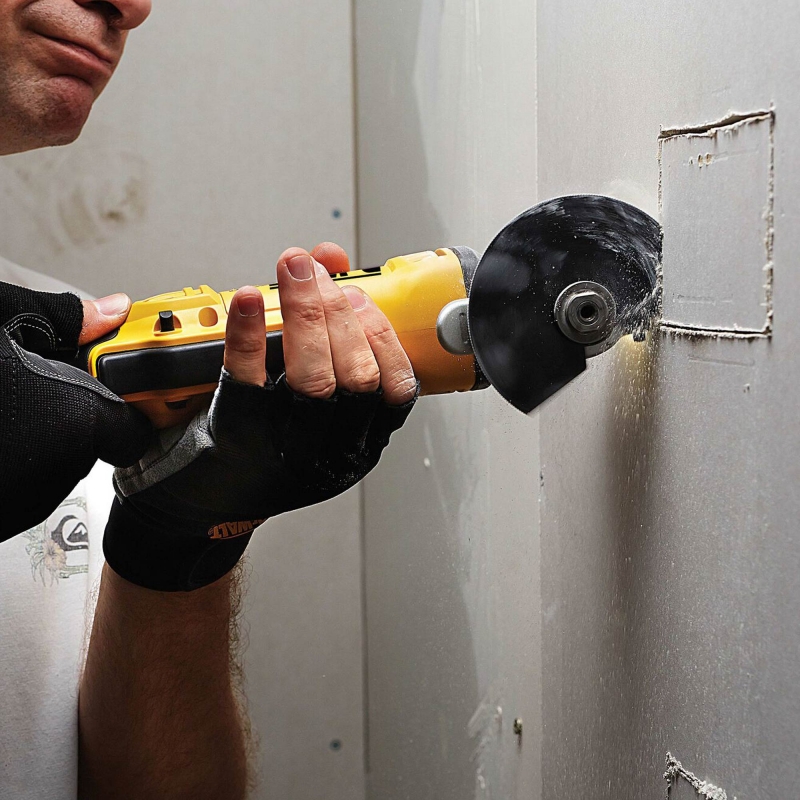 DEWALT DEWALT DWE315KT 240v Oscillating Tool 300w with 29 accessories