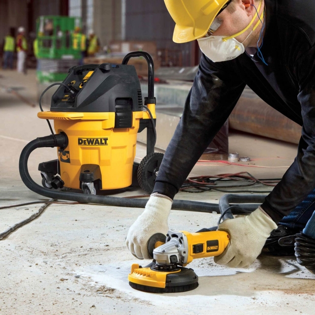 DEWALT DEWALT DWE46150 115mm / 125mm Surfacing Shroud