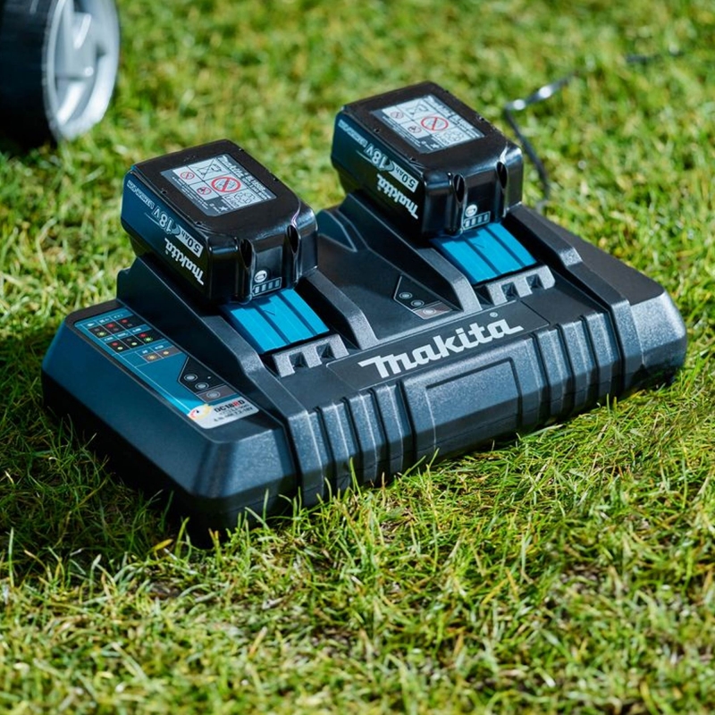 MAKITA MAKITA DC18RD 14.4v-18v LXT Li-Ion Dual Port Battery Charger
