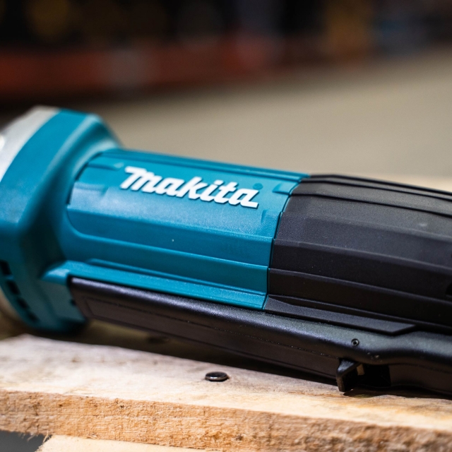 MAKITA MAKITA GA4034 110v 4