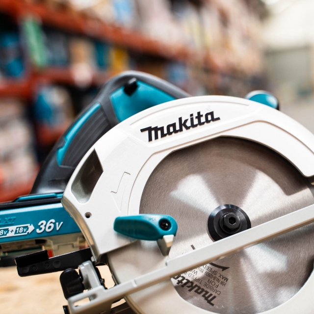 MAKITA MAKITA DHS710ZJ Twin 18v 190mm Circular Saw BODY ONLY