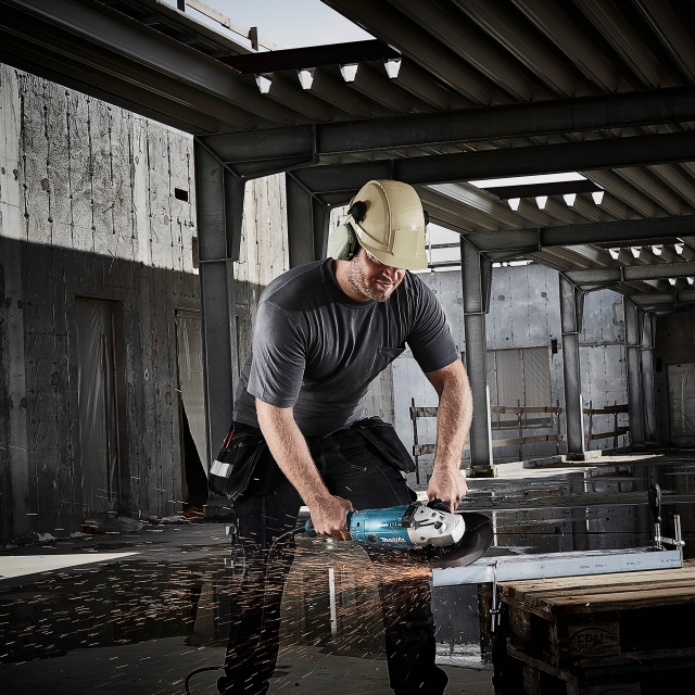 MAKITA MAKITA GA9020S 110v 230mm 9